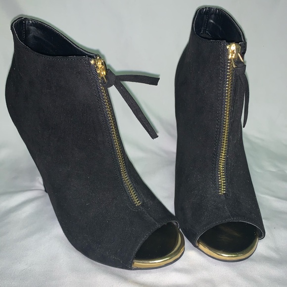 Black Open Toe Booties - Picture 1 of 6